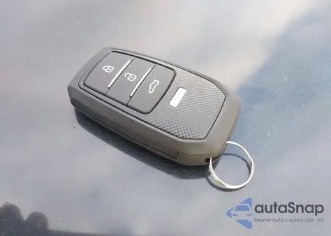 2017 Hyundai Elantra Value Edition z USA, uszkodzony, nr VIN KMHD84LF5HU429636